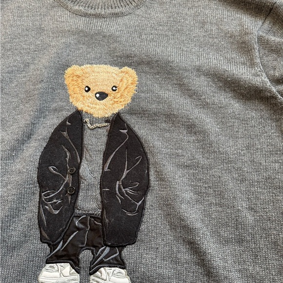 Men’s Gray Sweater With Cute Bear and Silver Chain Irregular SZ - Picture 4 of 8